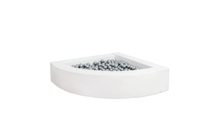 White pool - 4641794.jpg