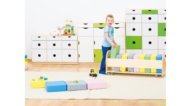 Set of pastel poufs in stand on wheels - 6512593K_3.jpg
