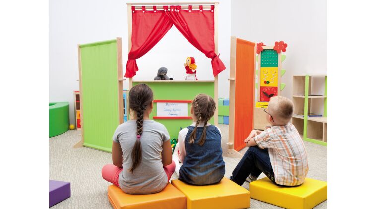 Red Curtain theater - 4124900_6.jpg