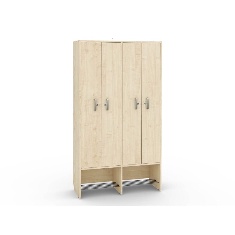 Four-door Cloakroom